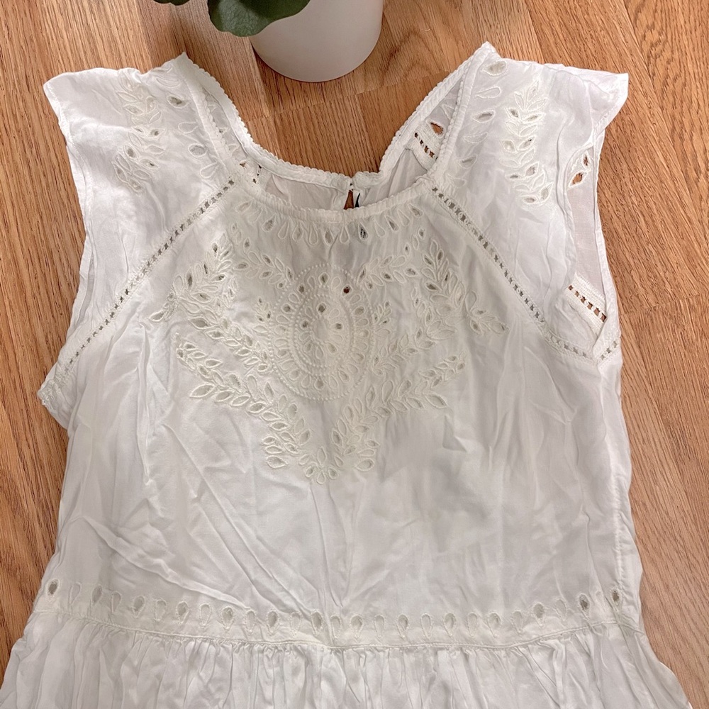 American Eagle eyelet dress